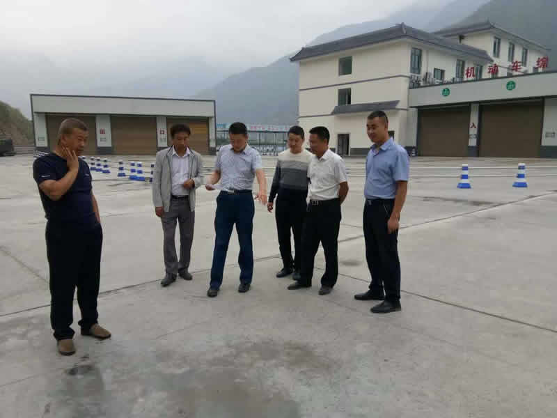 副總經(jīng)理孫宏雷一行赴子公司檢查指導工作