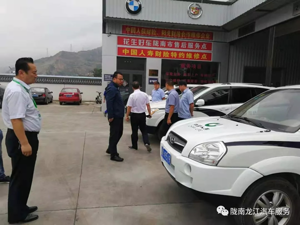 金錘鈑金，銀槍噴漆！龍江汽修值得信賴！